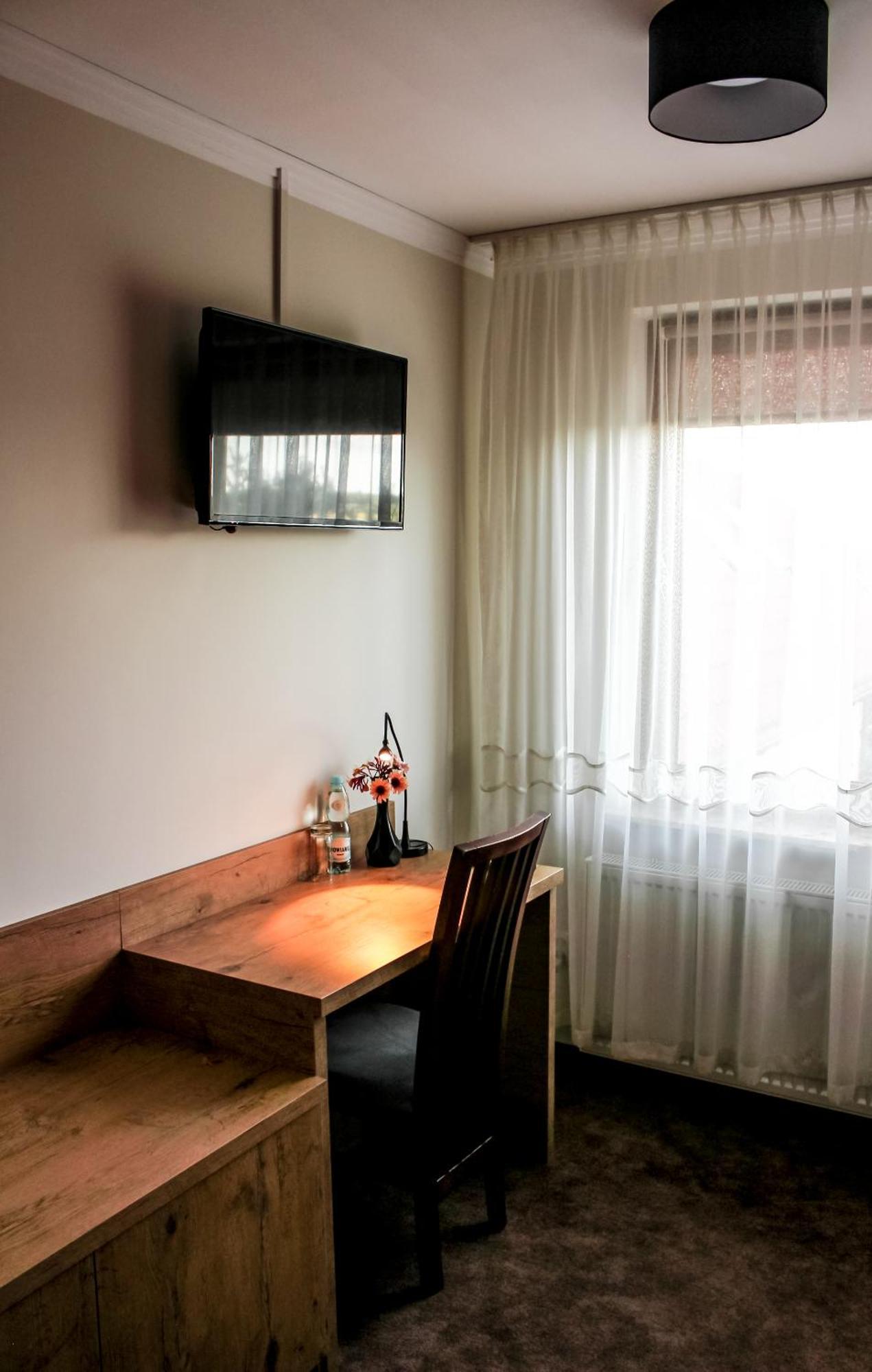 Hotel Regina Радом Экстерьер фото